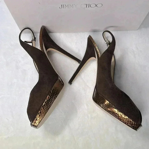 Jimmy Choo SZ 9 1/2 Brown Suede Heels - Picture 4 of 9